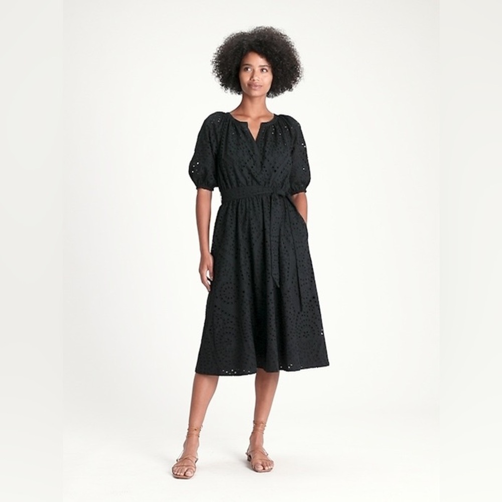 Banana Republic Eyelet Midi Dress Black Puff Sleeve Vneck Fit & Flare size 12